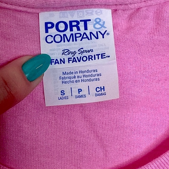 2/$20 ⭐ Pink T Shirt Girls Trip Cheaper Than Therapy Size S - Picture 2 of 4